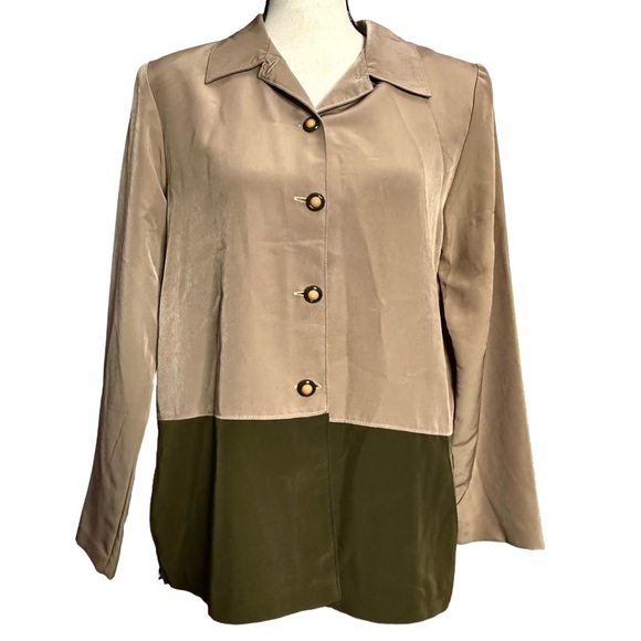 Darian Blouse 8 Beige Green Button Down - Picture 1 of 7